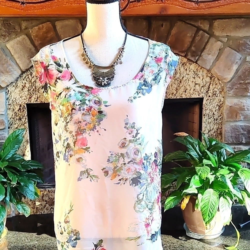 Beautiful Sheer Summer Tunic Size S